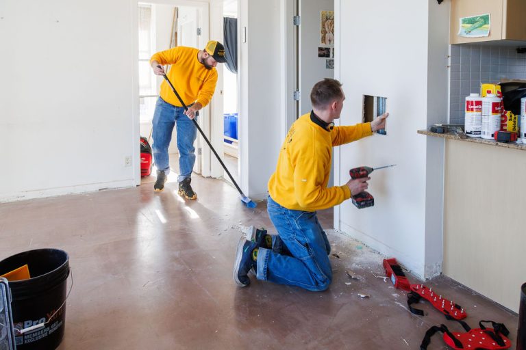 NON-STOP-HANDYMAN--13