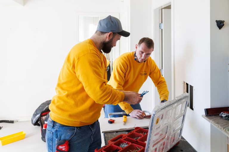 NON-STOP-HANDYMAN--23