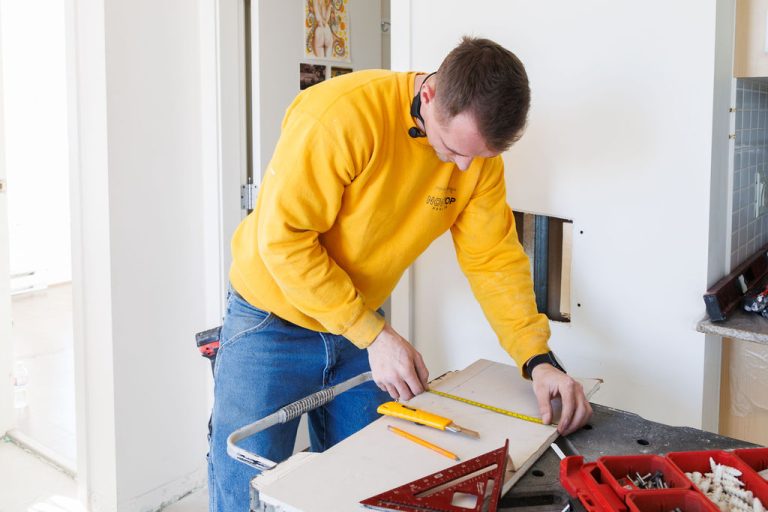NON-STOP-HANDYMAN--26