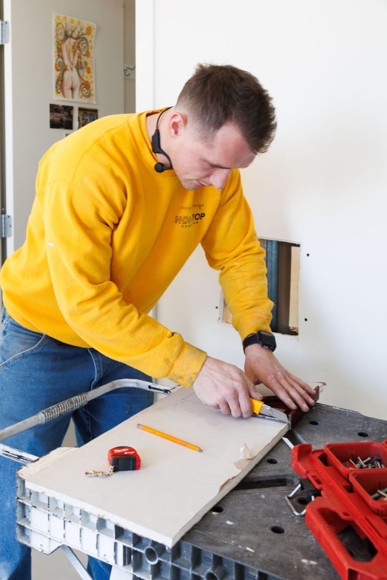 NON-STOP-HANDYMAN--27